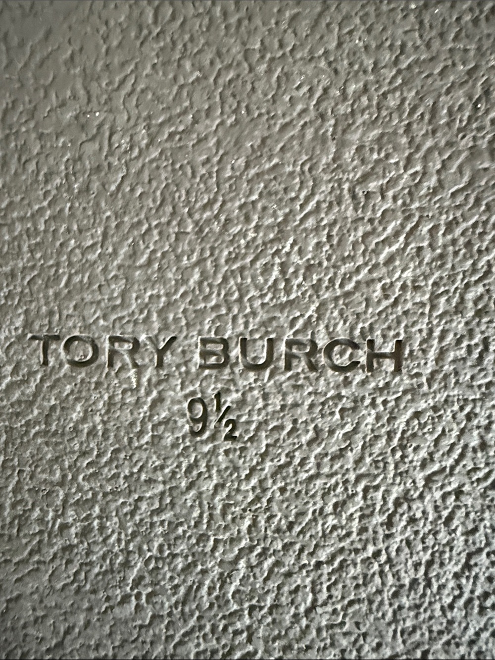 Tory Burch Cognac Leather Logo Thong Sandals - Picture 4 of 4